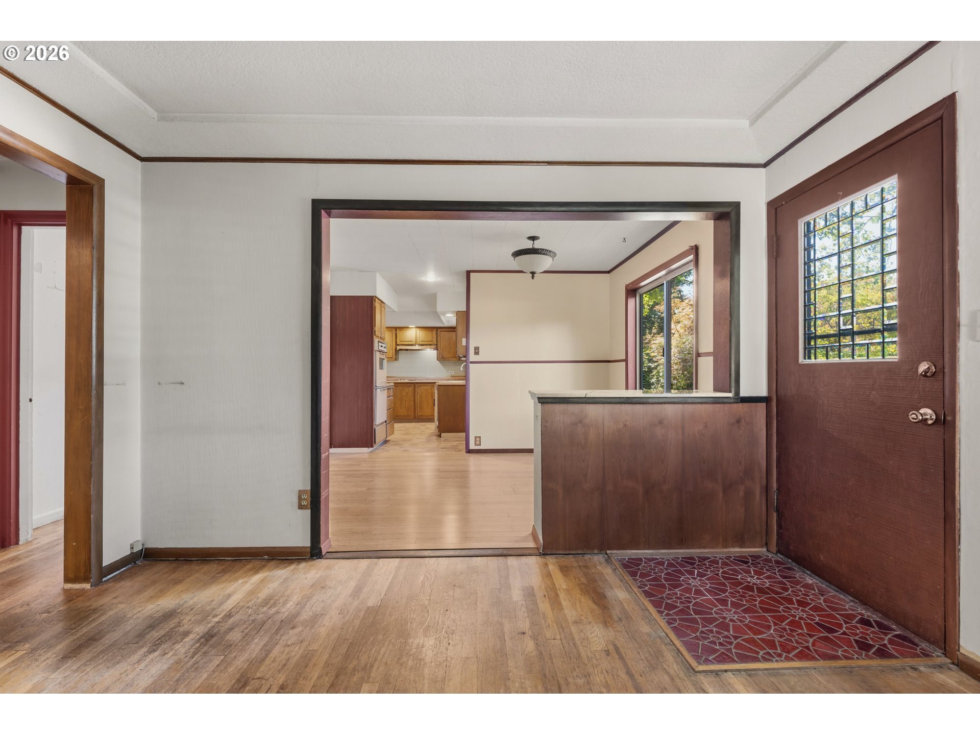 7526 SW CAPITOL HILL RD, Portland, OR 97219, photo 5 of 27