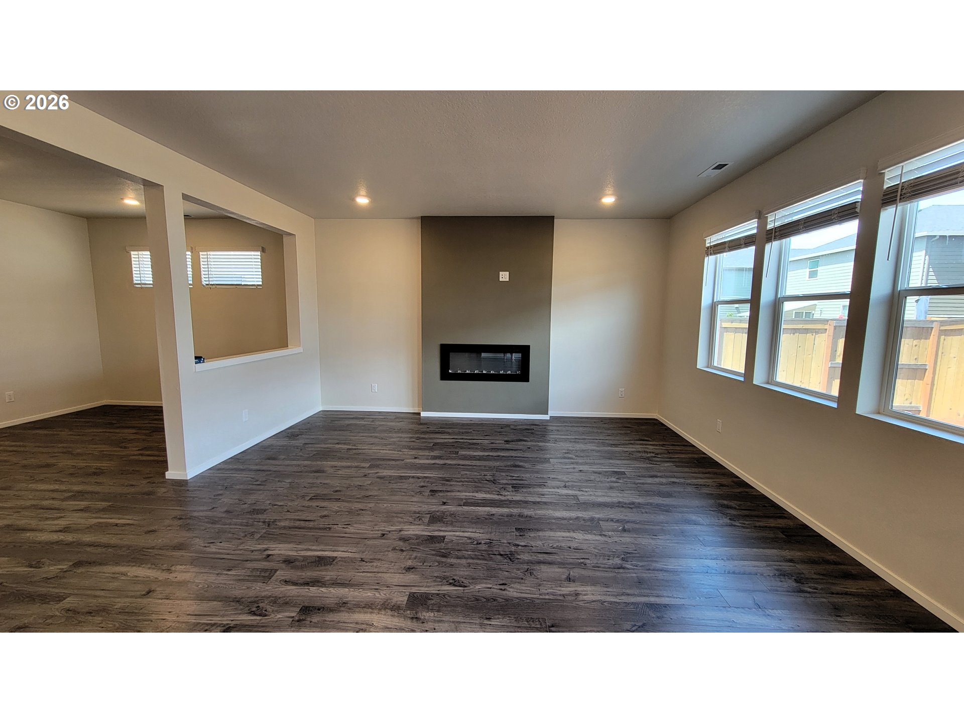 2960 V ST, Springfield, OR 97477, photo 8 of 27