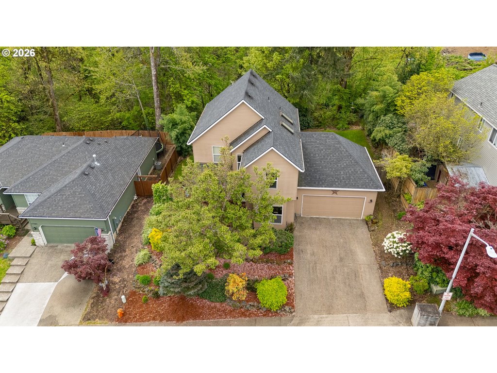 17377 Wake Robin Cir