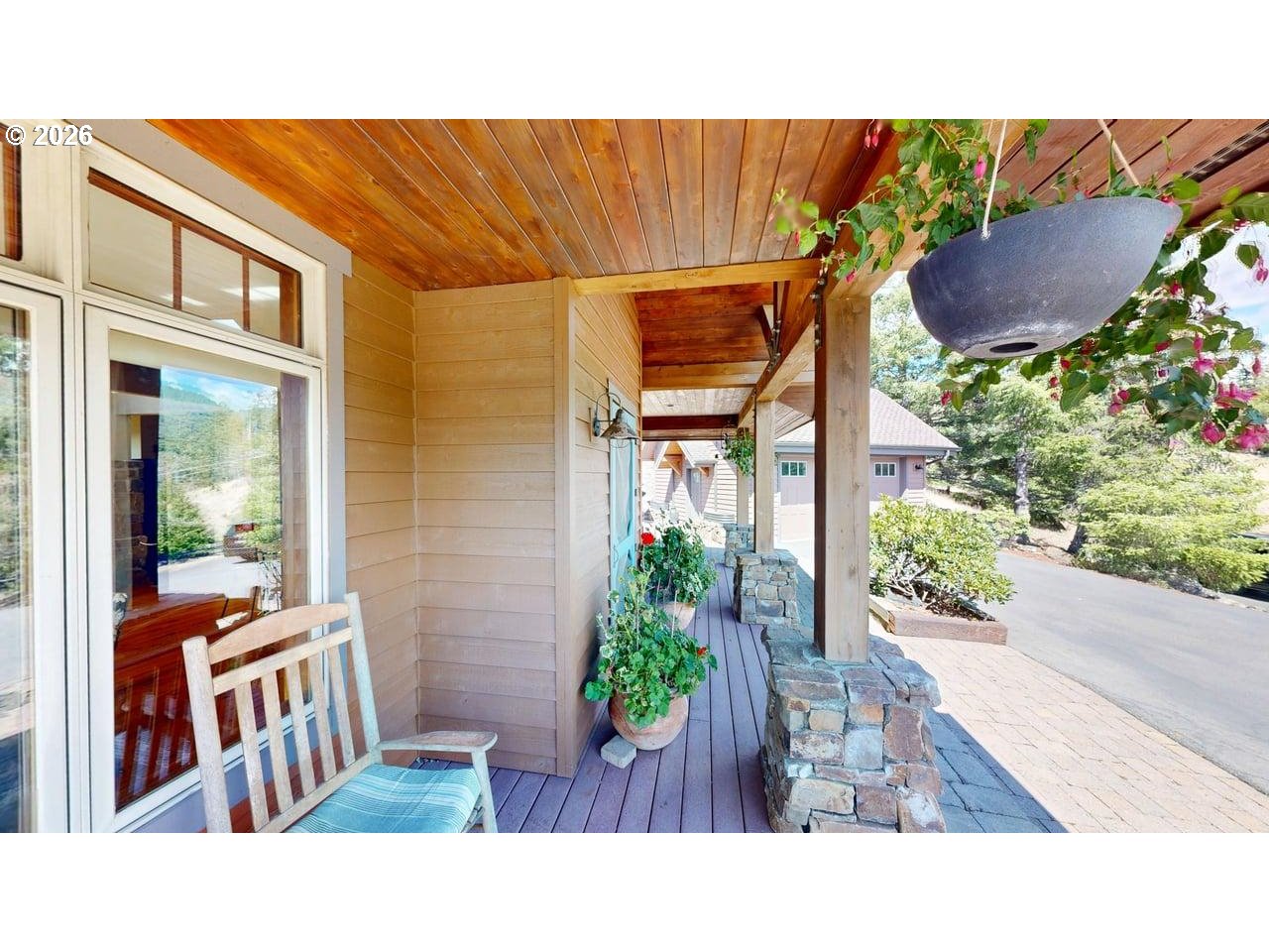 95555 TUTUTNI HOLLOW RD, Gold Beach, OR 97444, photo 6 of 33