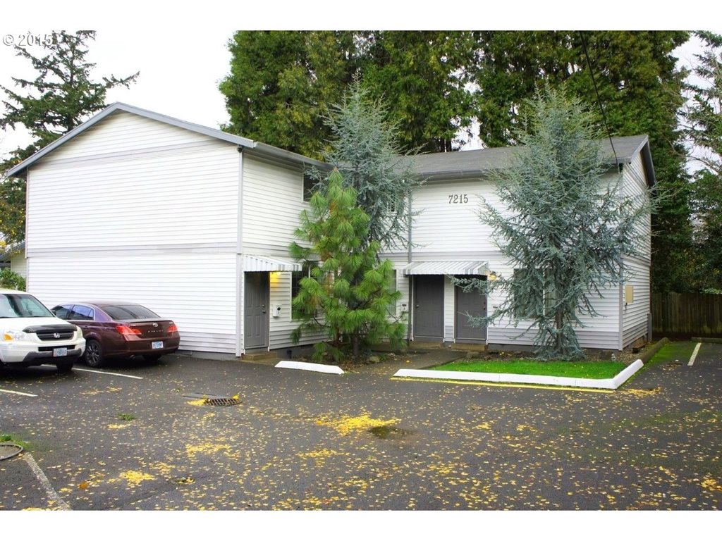 7215 SE Powell Blvd