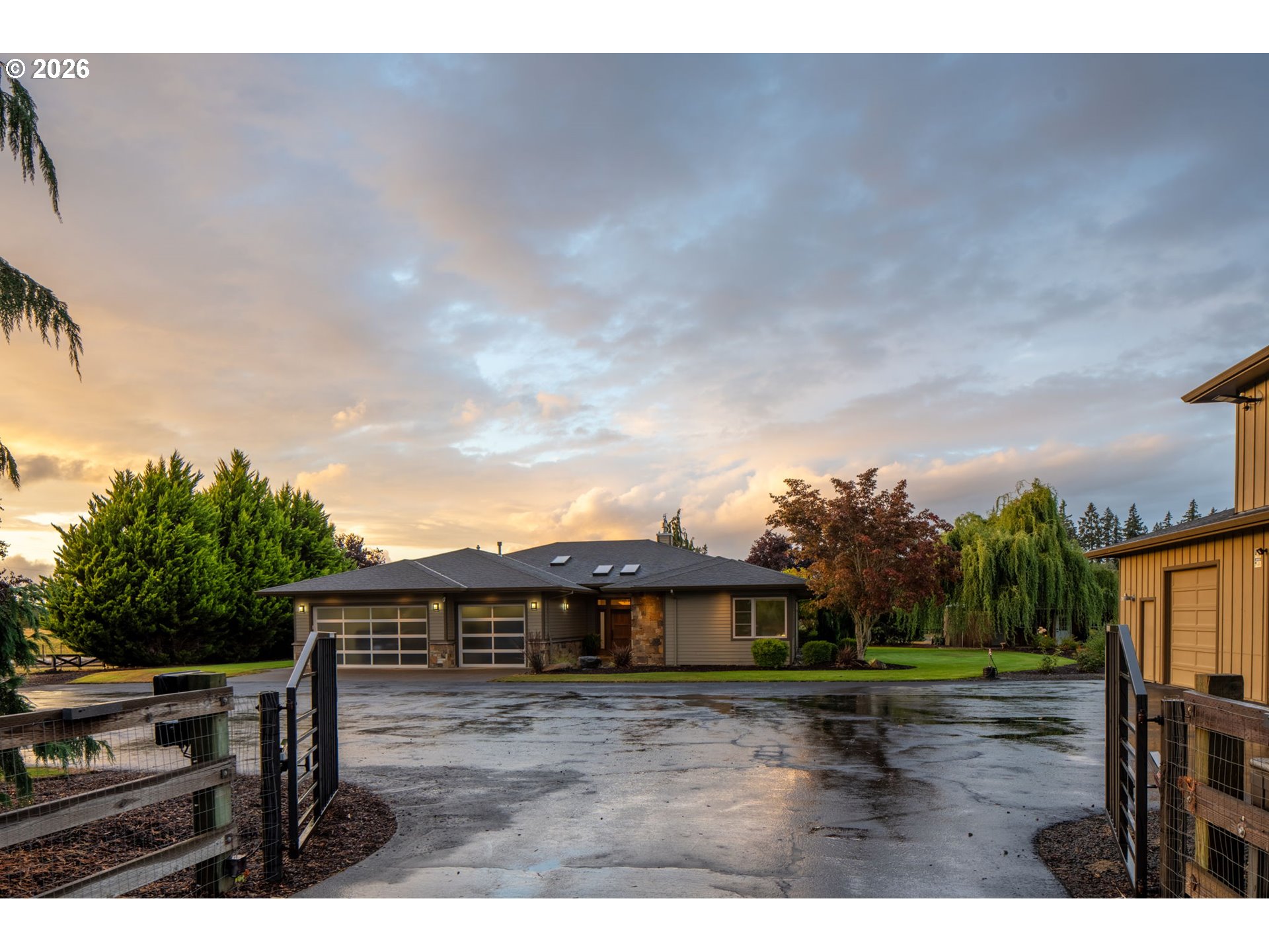 8073 S SCONCE RD, Canby, OR 97013, photo 3 of 48