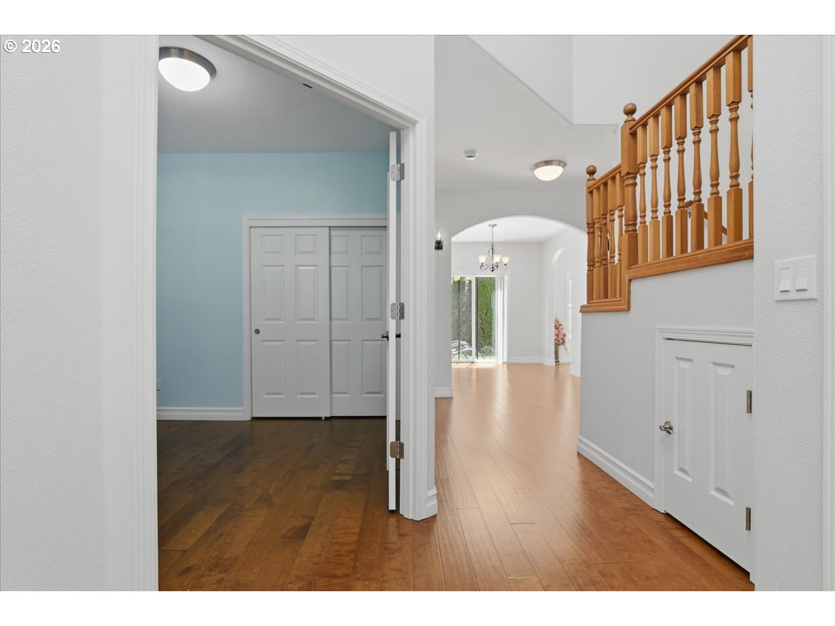 5611 NE 95TH ST, Vancouver, WA 98665, photo 6 of 37