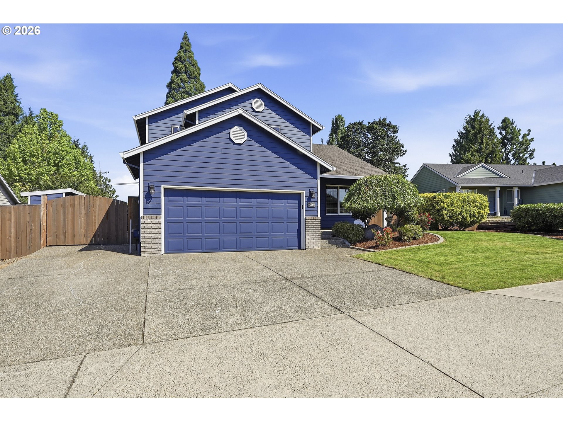 15049 HOMESTEAD DR, Oregon City, OR 97045, photo 2 of 46