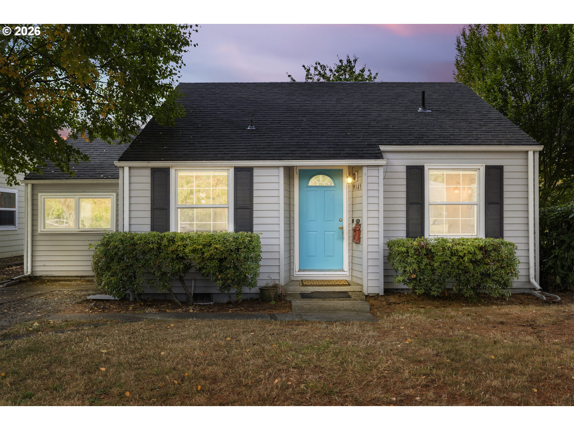 9585 N POLK AVE, Portland, OR 97203, photo 3 of 42