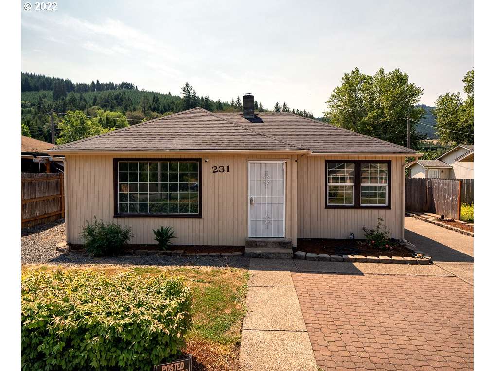 231 Moreland Ave