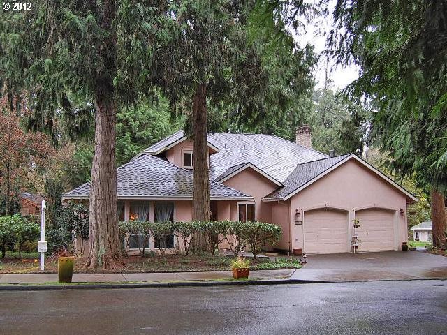 1301 Tamarisk Dr