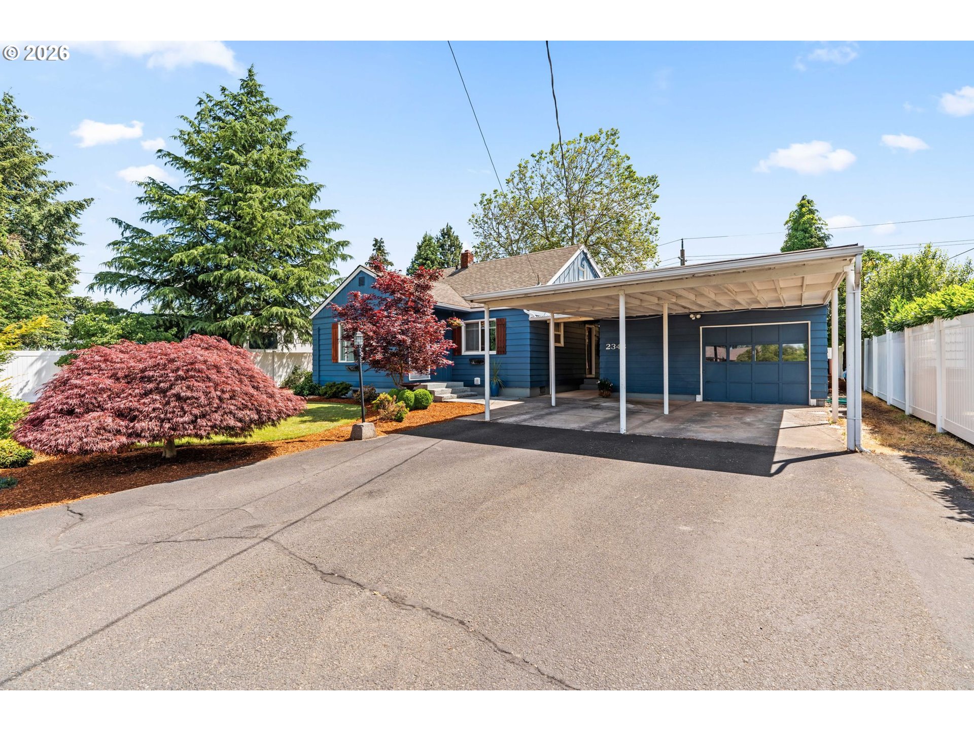 2343 WILBUR AVE, Eugene, OR 97402, photo 3 of 47