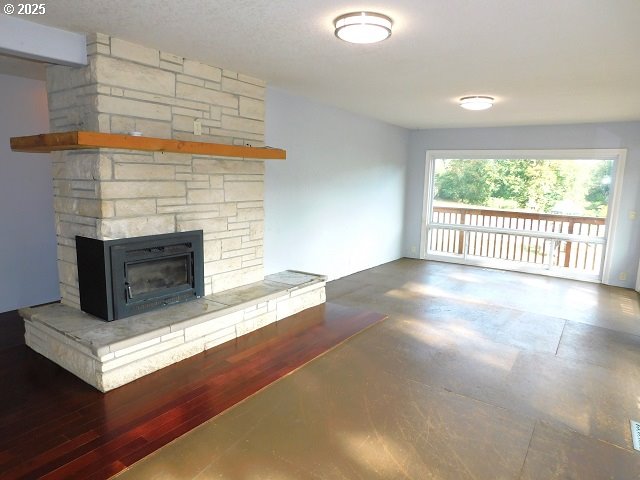 875 PARK DR, Vernonia, OR 97064, photo 6 of 48