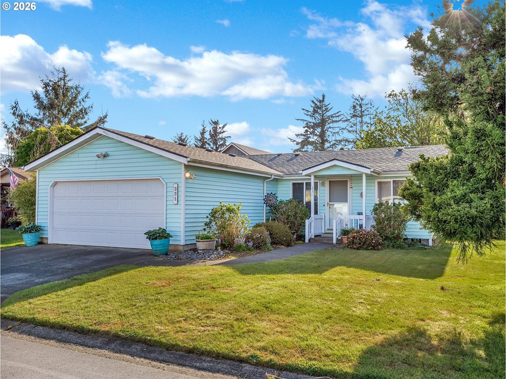 1100 NW Warrenton DR Unit 331