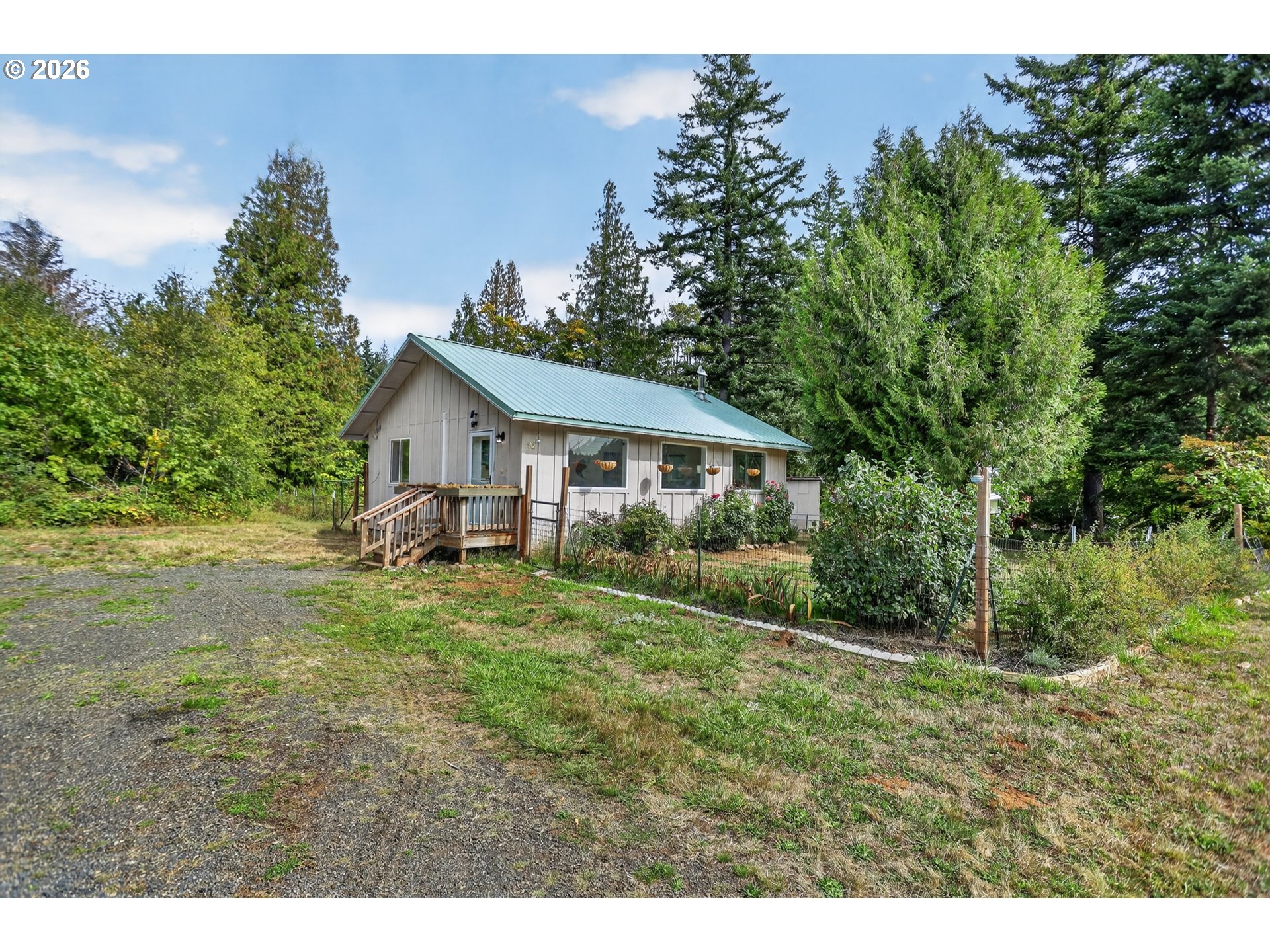 92 BUNKER KEYS RD, Cook, WA 98605, photo 2 of 44