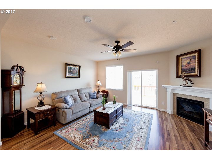 12970 SE 155TH AVE, Happy Valley, OR 97086, photo 4 of 32