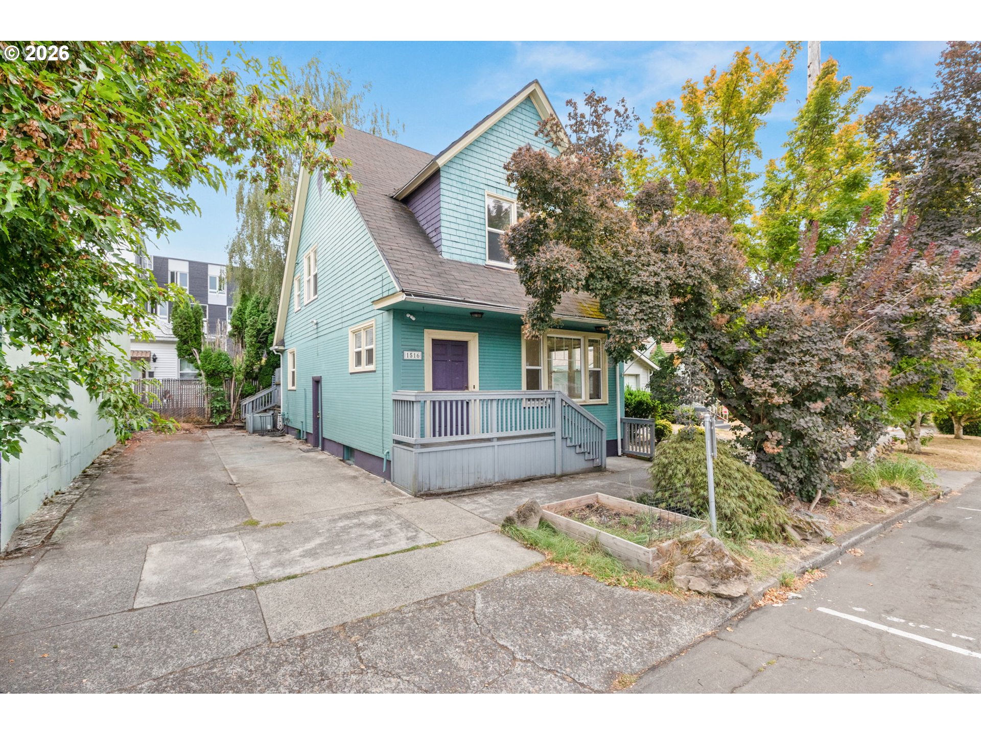 1516 SE 43RD AVE, Portland, OR 97215, photo 3 of 48
