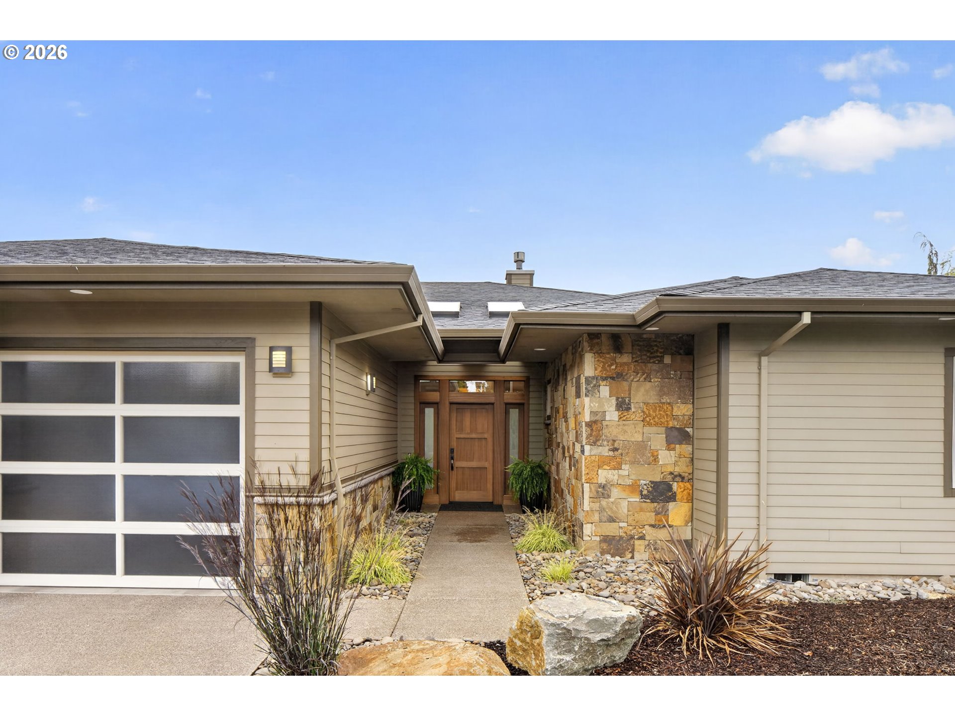 8073 S SCONCE RD, Canby, OR 97013, photo 4 of 48