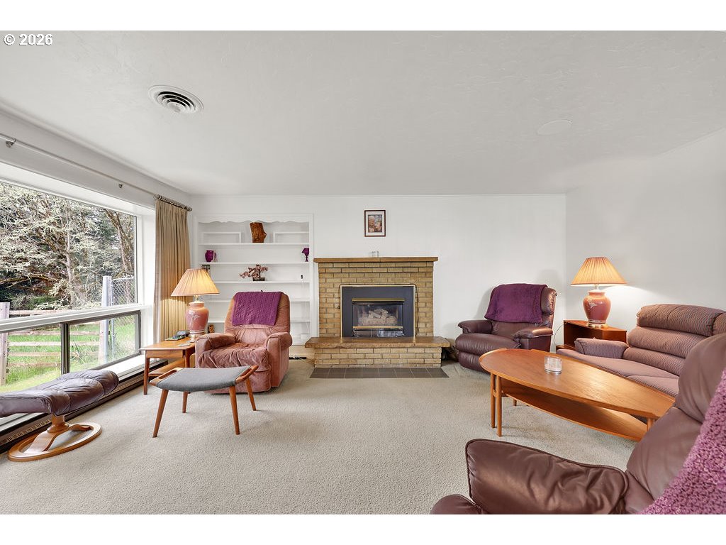 85183 CHEZEM RD, Eugene, OR 97405, photo 5 of 43