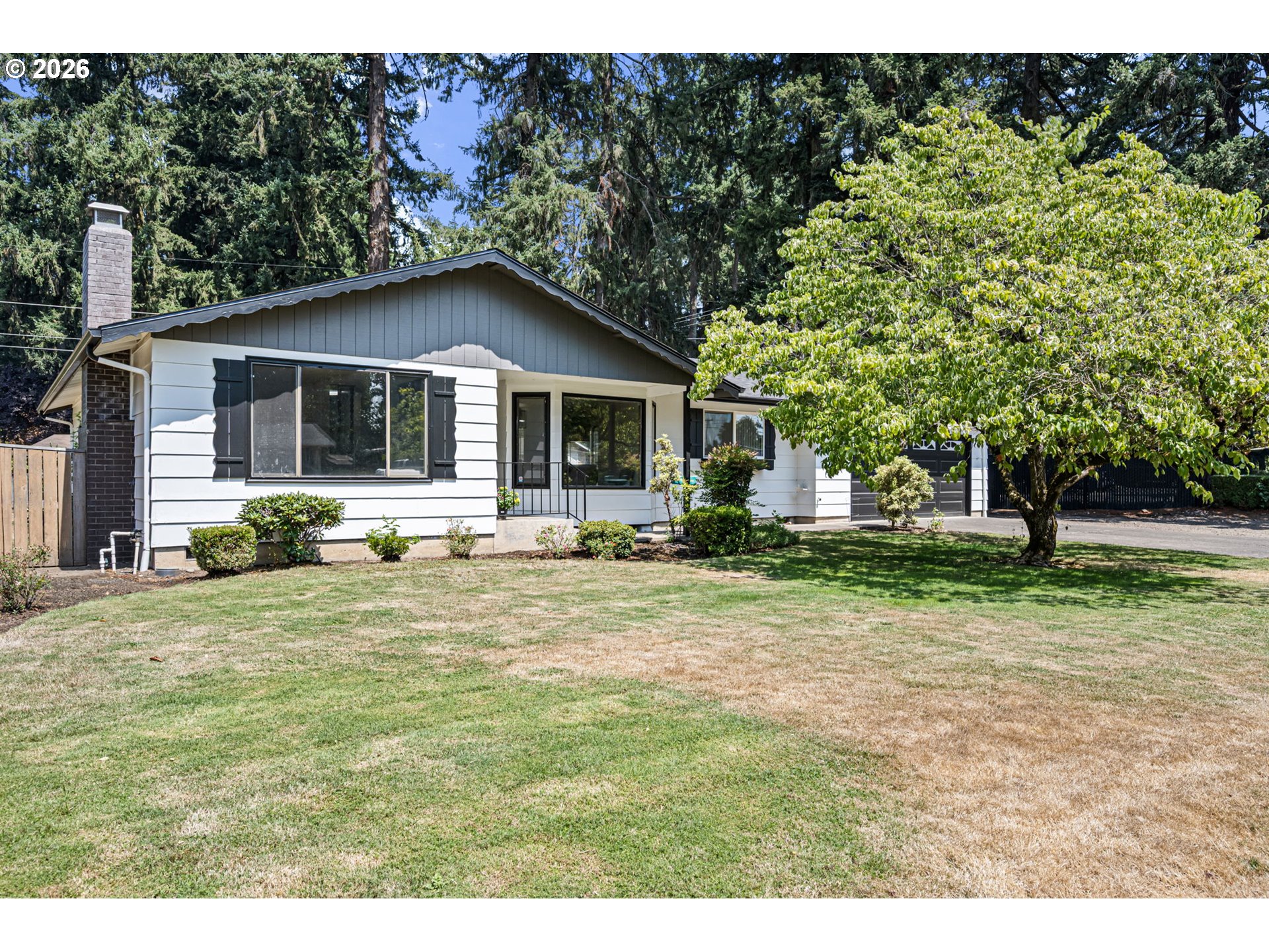 15 Kingsbury Ave