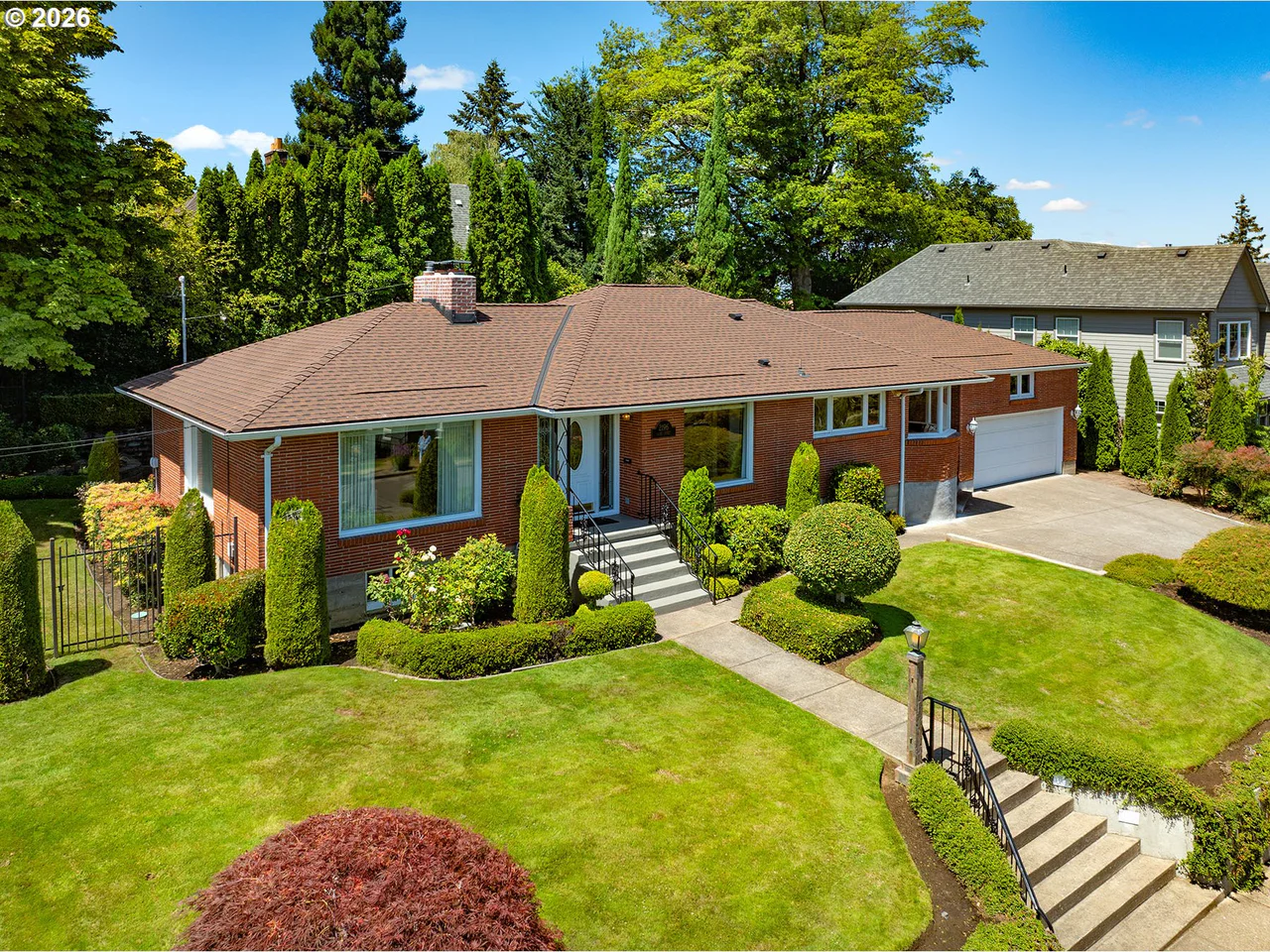 2196 OLIVE ST, Eugene, OR 97405, photo 1 of 48