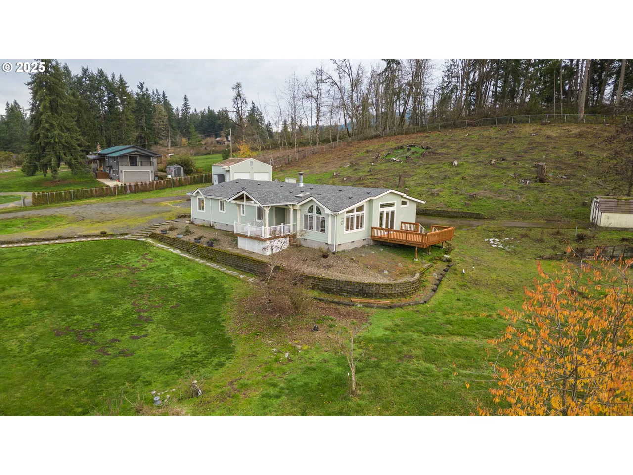 35986 ENTERPRISE RD, Creswell, OR 97426, photo 2 of 48
