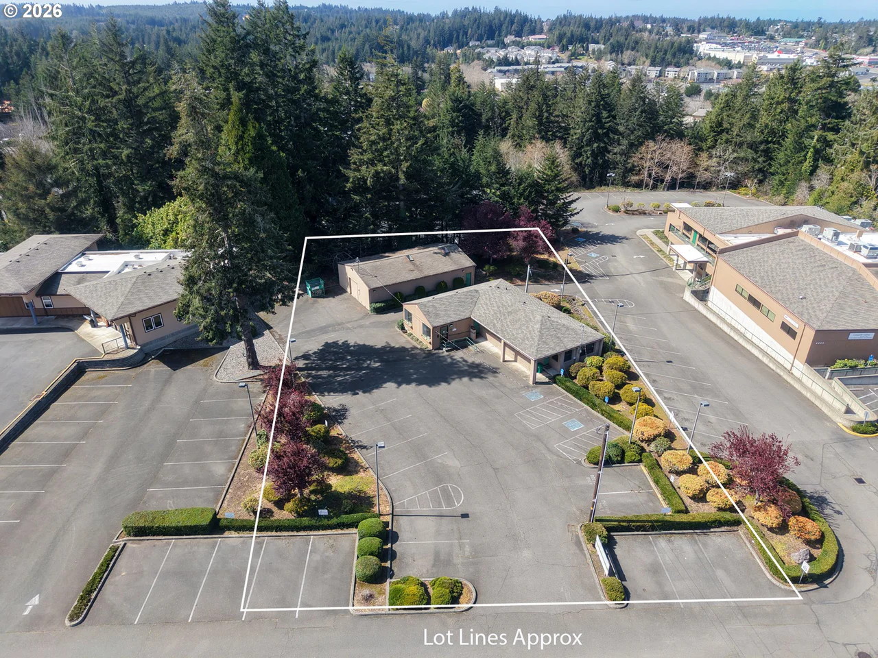 2695 N 17TH ST, Coos Bay, OR 97420, photo 1 of 11