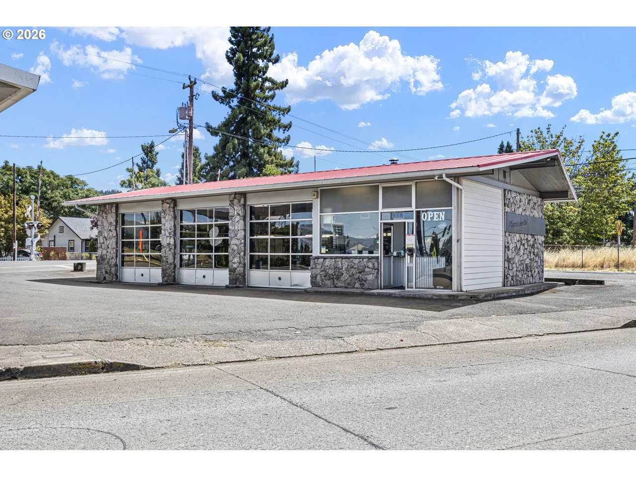 518 HWY 99, Cottage Grove, OR 97424, photo 1 of 46