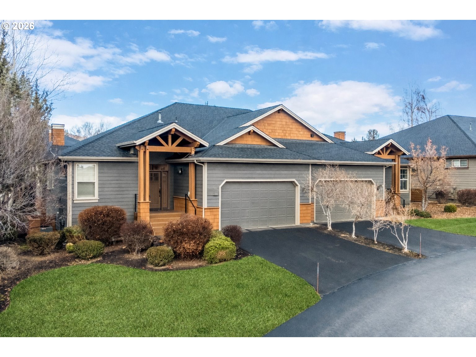 8433 FOREST RIDGE LOOP, Redmond, OR 97756, photo 2 of 46