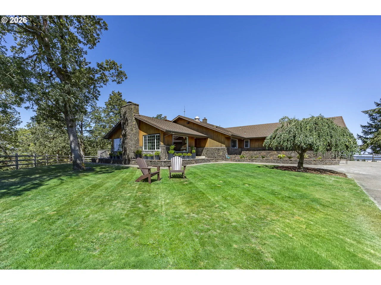 86616 PINE GROVE RD, Eugene, OR 97402, photo 3 of 48