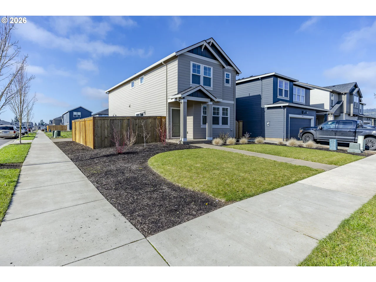 2886 W ST, Springfield, OR 97477, photo 2 of 44