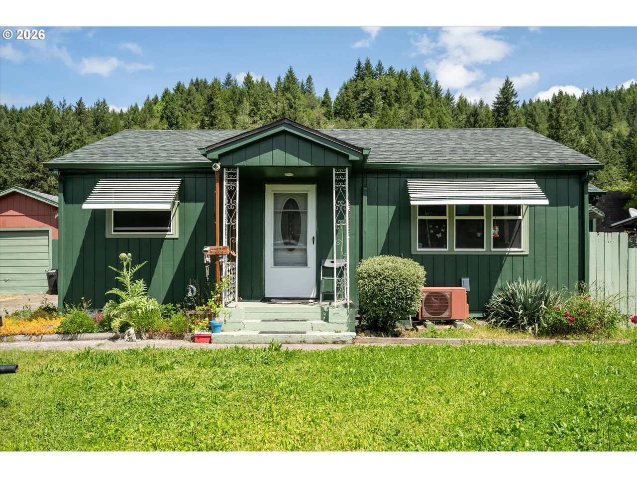 47885 W 1ST ST, Oakridge, OR 97463, photo 5 of 30