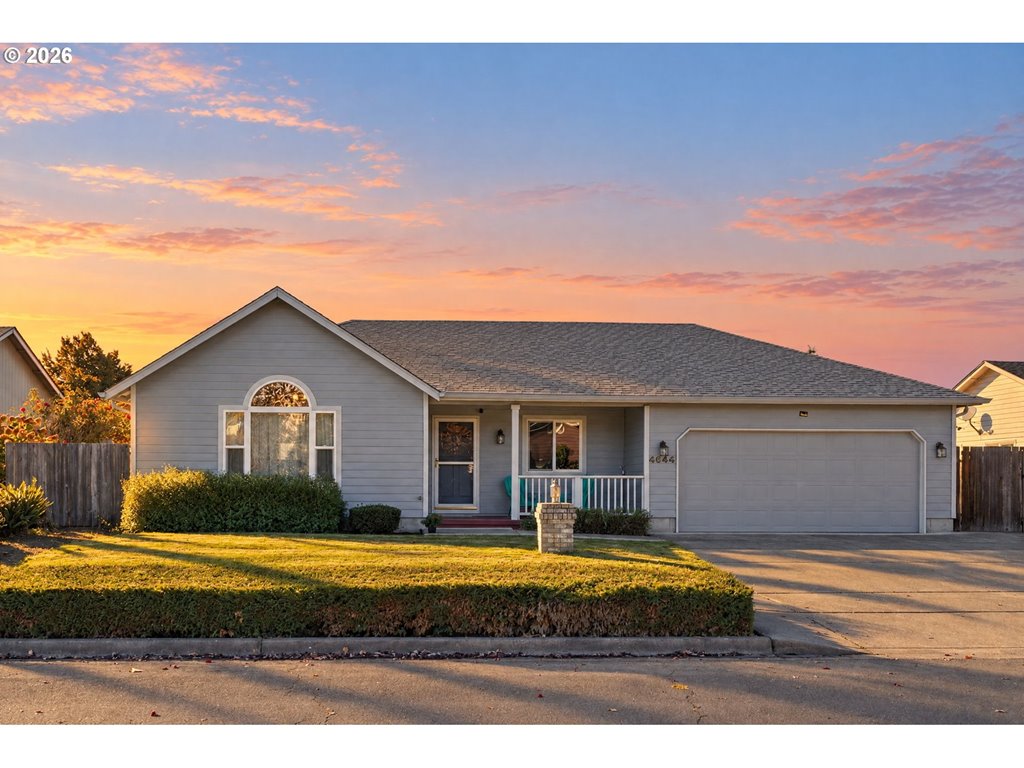 4644 Calumet Way