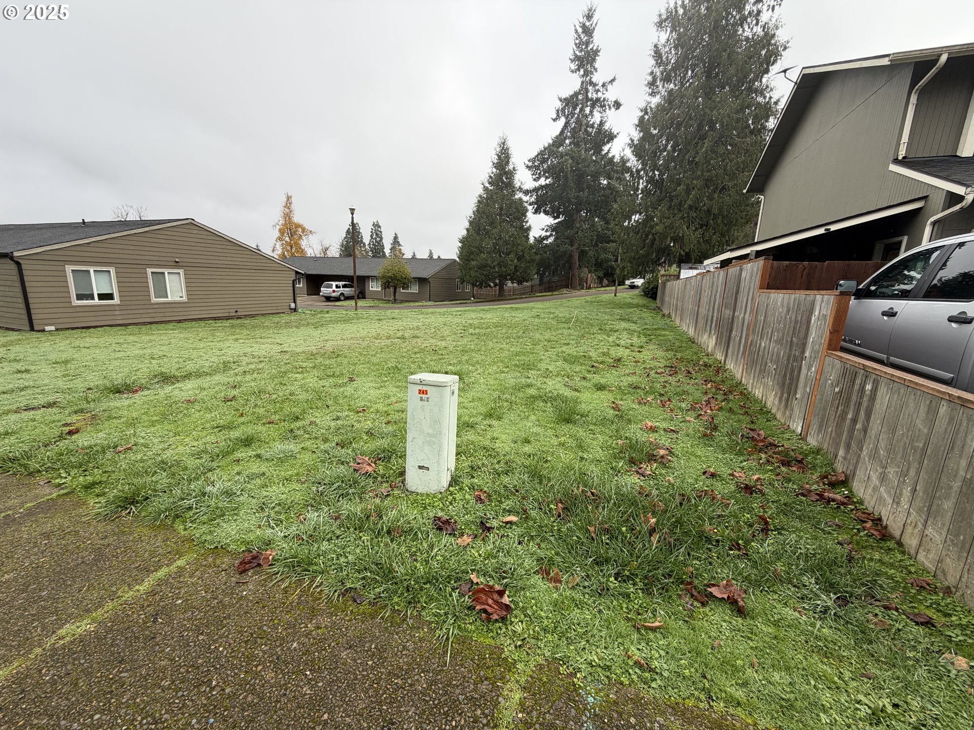 Aster ST, Springfield, OR 97478, photo 2 of 4
