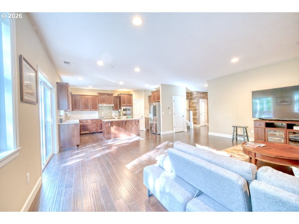11719 NW PINYON ST, Portland, OR 97229, photo 5 of 13
