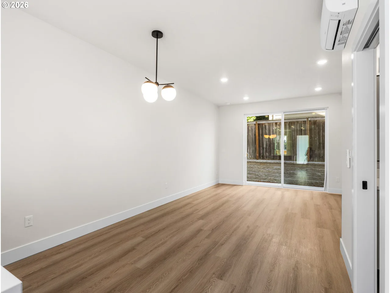 7585 SW Capitol HWY, Portland, OR 97219, photo 4 of 19