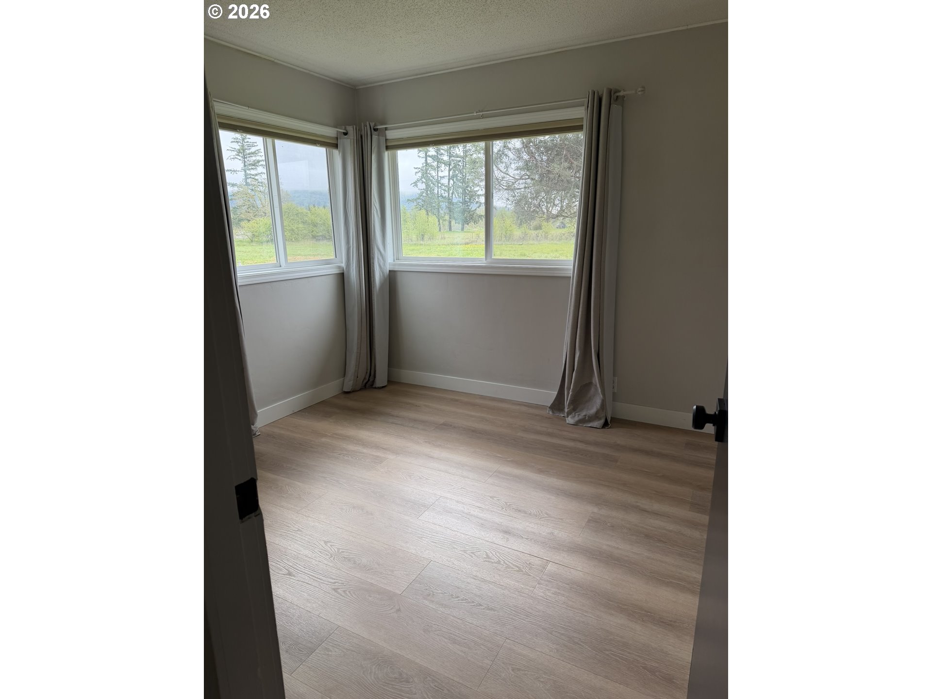85806 LOOP LN, Eugene, OR 97405, photo 6 of 19