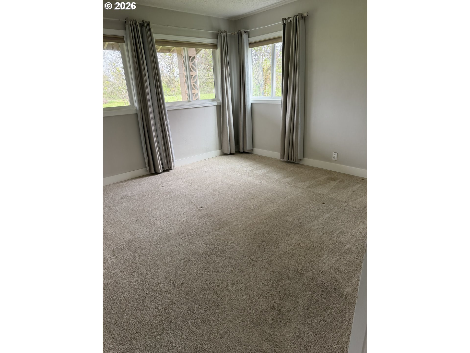 85806 LOOP LN, Eugene, OR 97405, photo 7 of 19