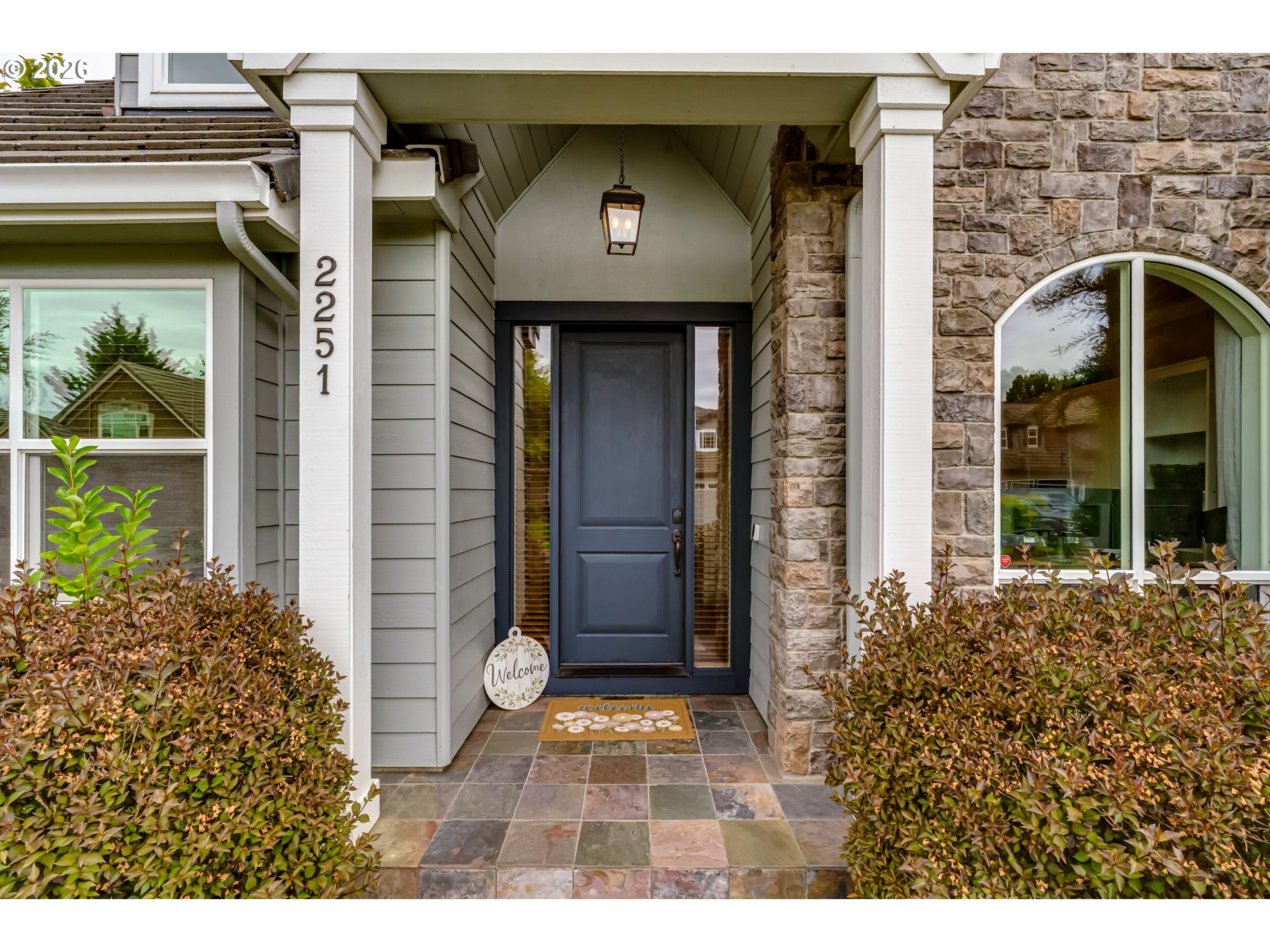 2251 COMSTOCK AVE, Eugene, OR 97408, photo 2 of 48