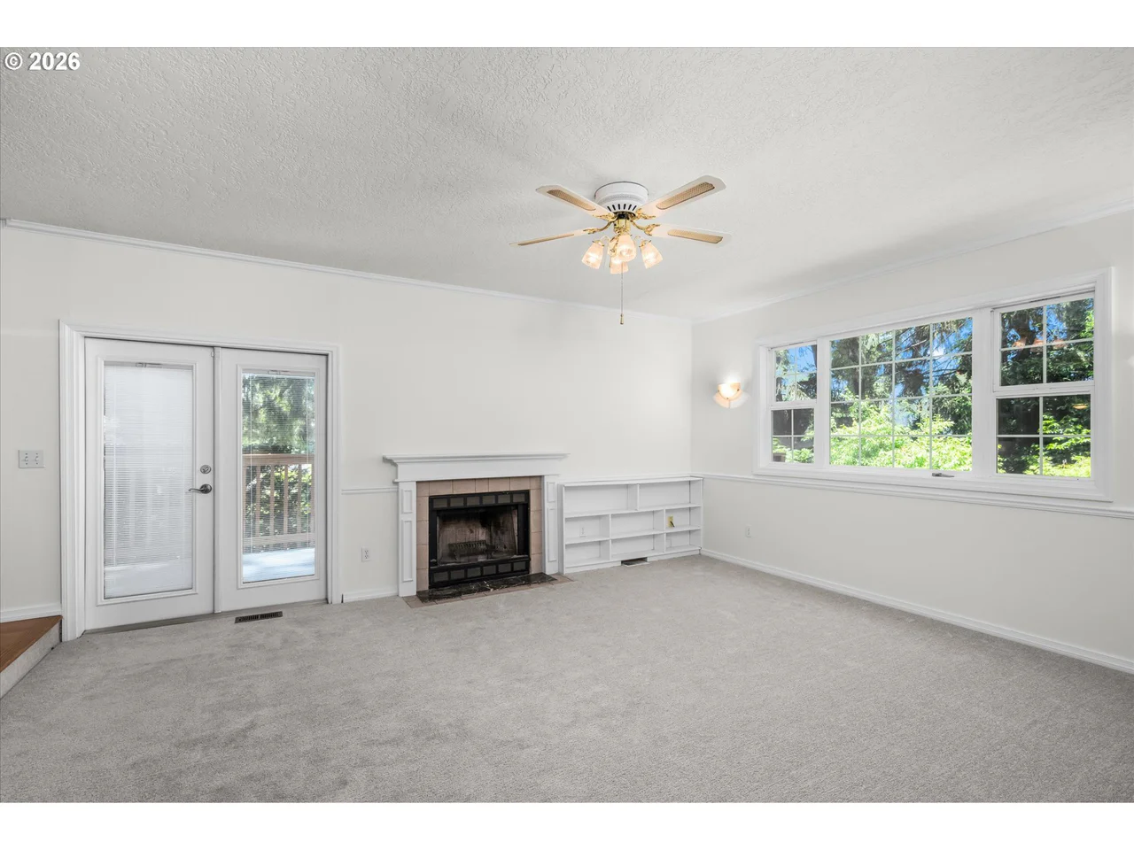 2331 TODD ST, Eugene, OR 97405, photo 5 of 48