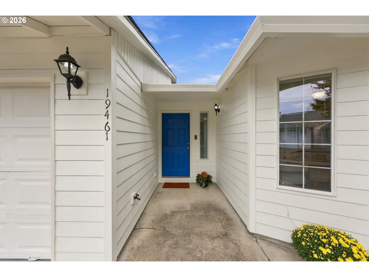 19461 SW EUCLID LN, Beaverton, OR 97003, photo 4 of 39