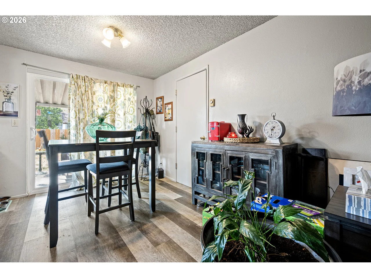 3999 VIRGINIA AVE, Springfield, OR 97478, photo 8 of 21