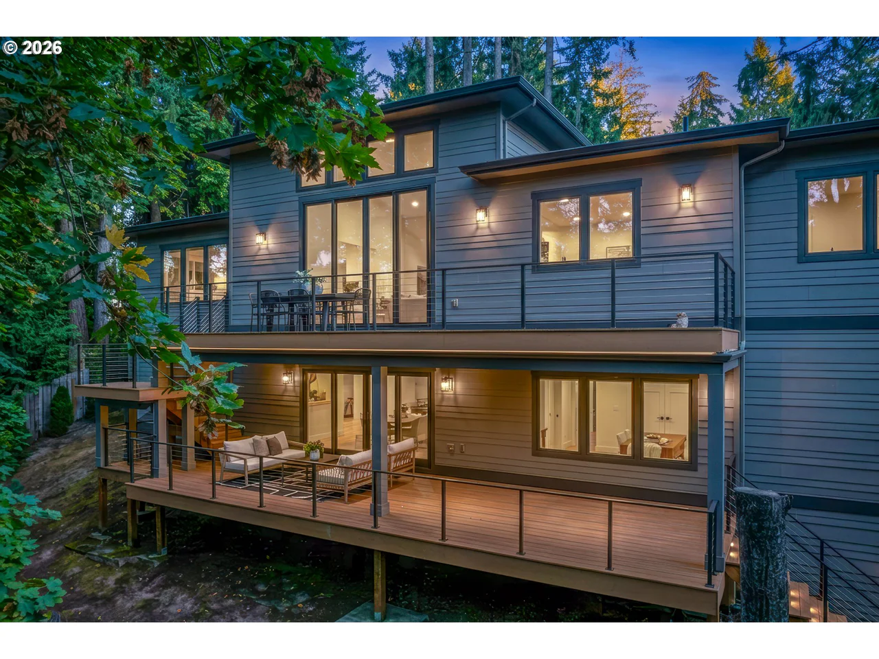 1921 MAPLELEAF CT, Lake Oswego, OR 97034, photo 2 of 45
