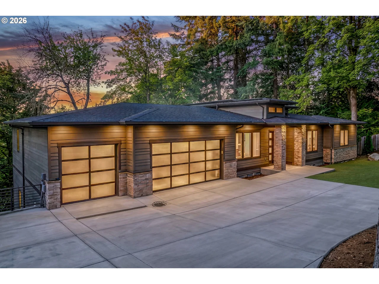 1921 Mapleleaf Ct
