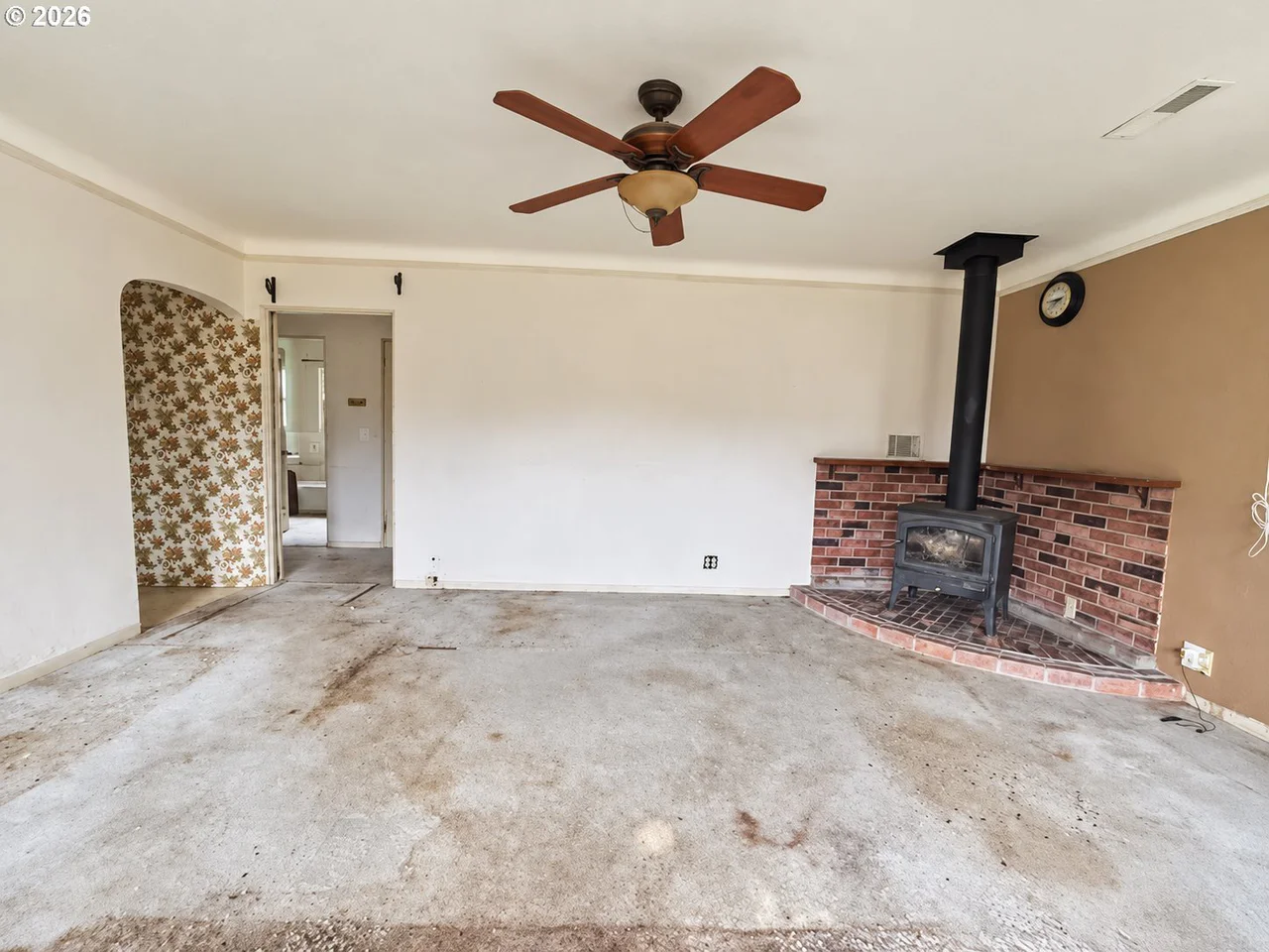 91328 COBURG RD, Eugene, OR 97408, photo 8 of 17