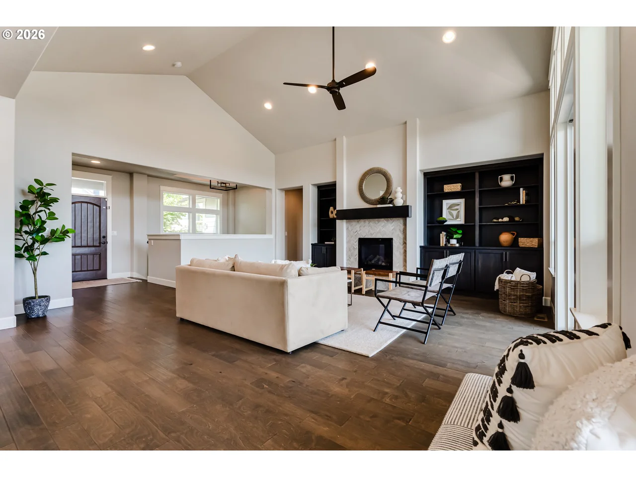 3550 MOUNTAIN QUAIL LN, Eugene, OR 97405, photo 2 of 32