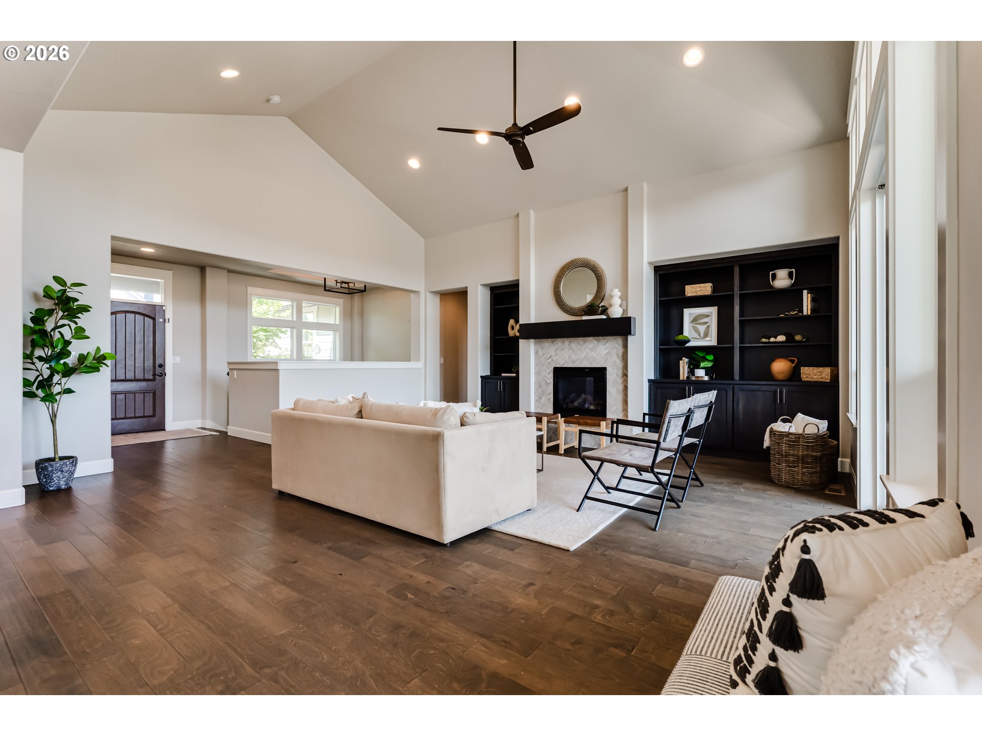 3550 MOUNTAIN QUAIL LN, Eugene, OR 97405, photo 2 of 32