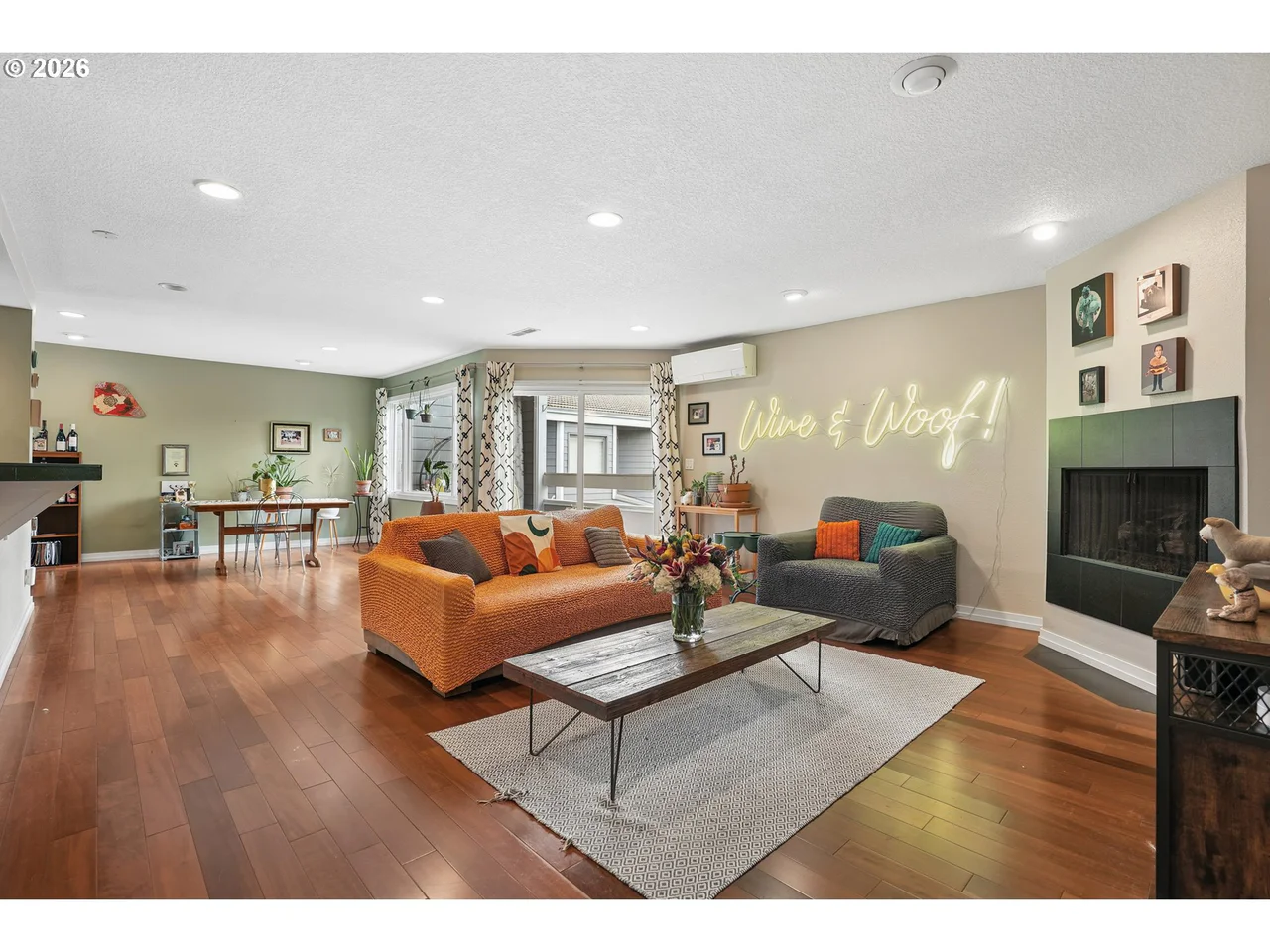 637 SE LINN ST E, Portland, OR 97202, photo 8 of 35