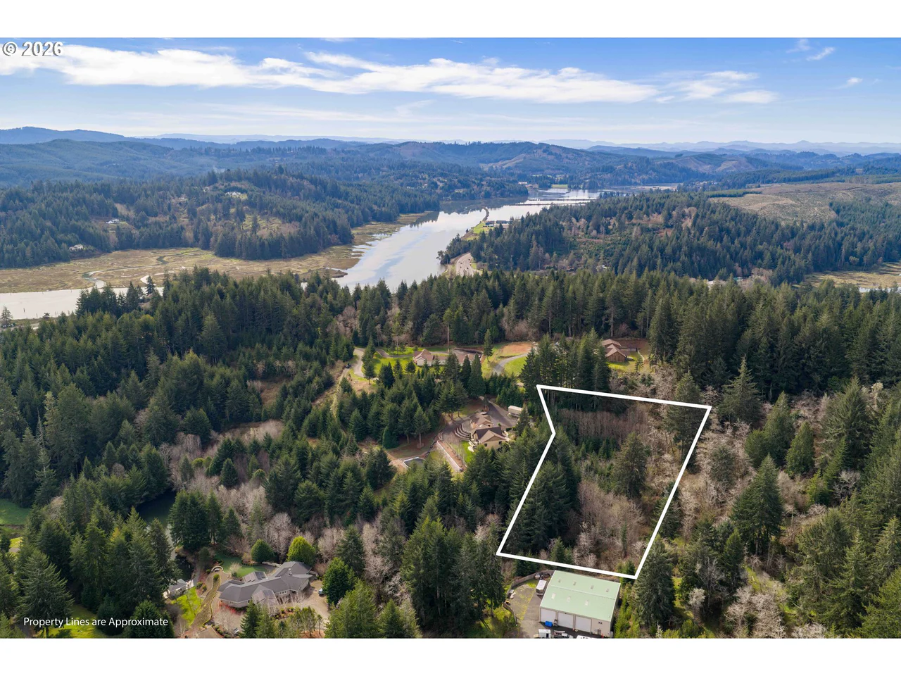 93505 PATTERSON LN, Coos Bay, OR 97420, photo 3 of 10