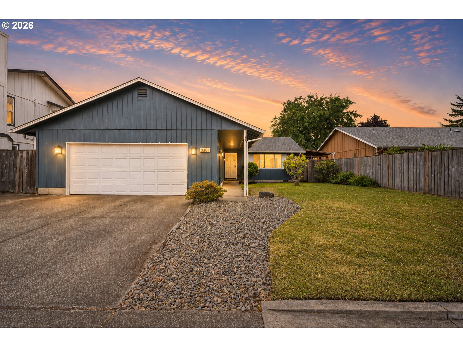 3361 HONEYWOOD ST, Eugene, OR 97408, photo 2 of 48