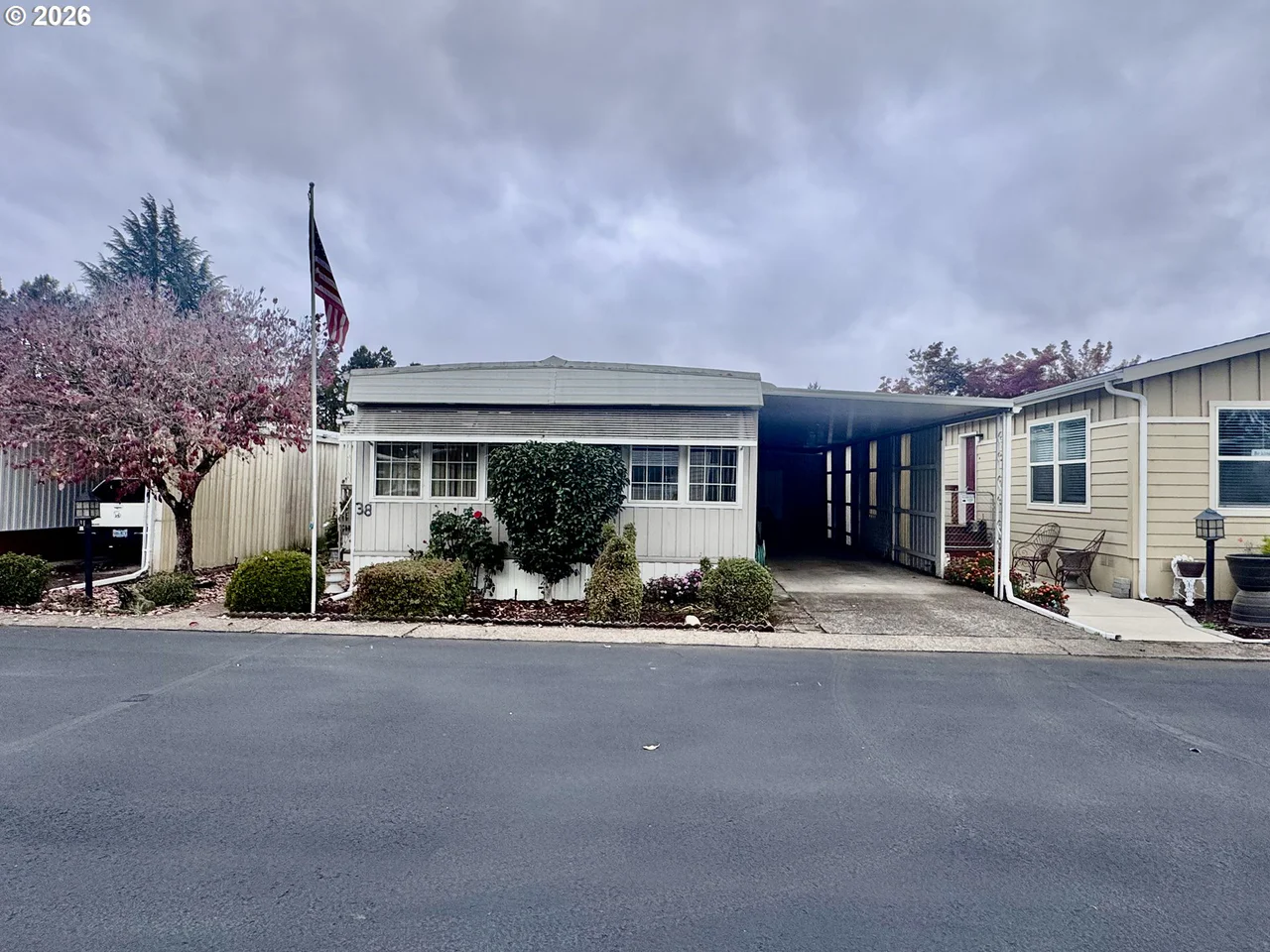 1800 LAKEWOOD CT 38, Eugene, OR 97402, photo 1 of 29
