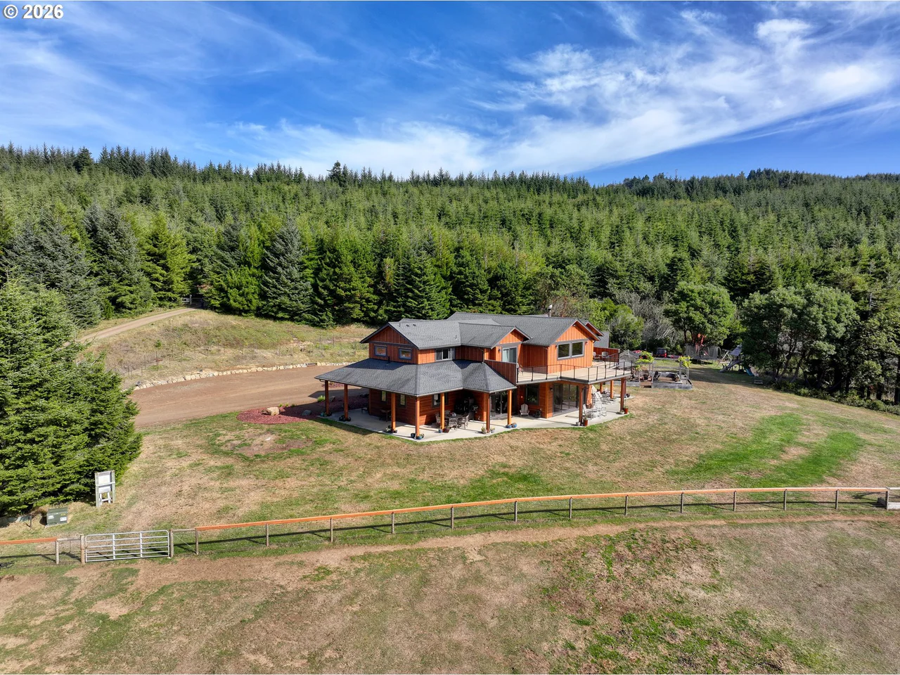 31750 OLD COAST RD, Gold Beach, OR 97444, photo 4 of 38
