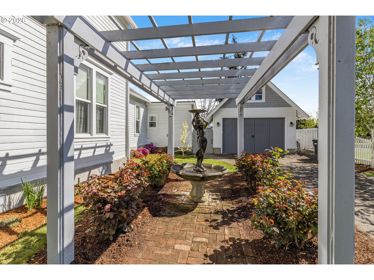 336 E BLAKELY AVE, Brownsville, OR 97327, photo 4 of 48