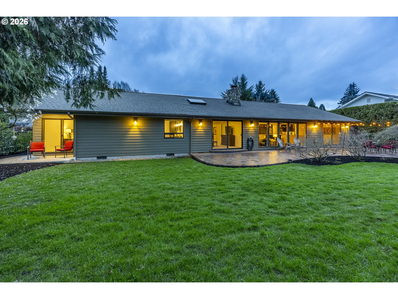 2071 MUSKET ST, Eugene, OR 97408, photo 6 of 44